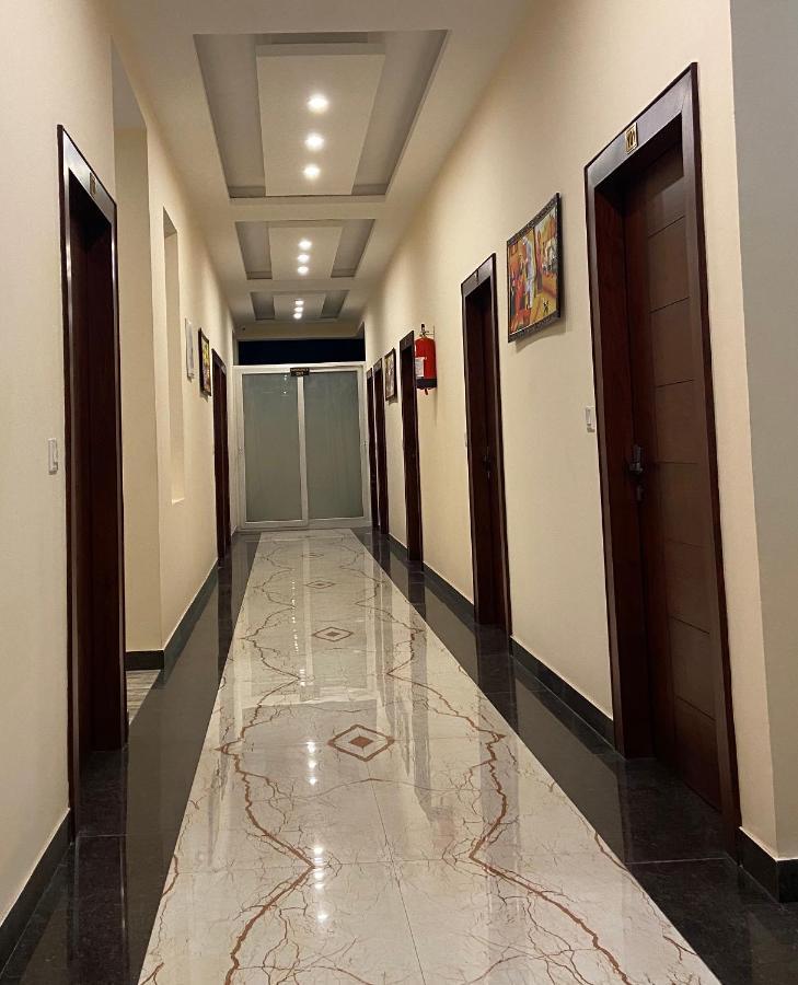 Hotel Tulsi Villa 德拉敦 外观 照片